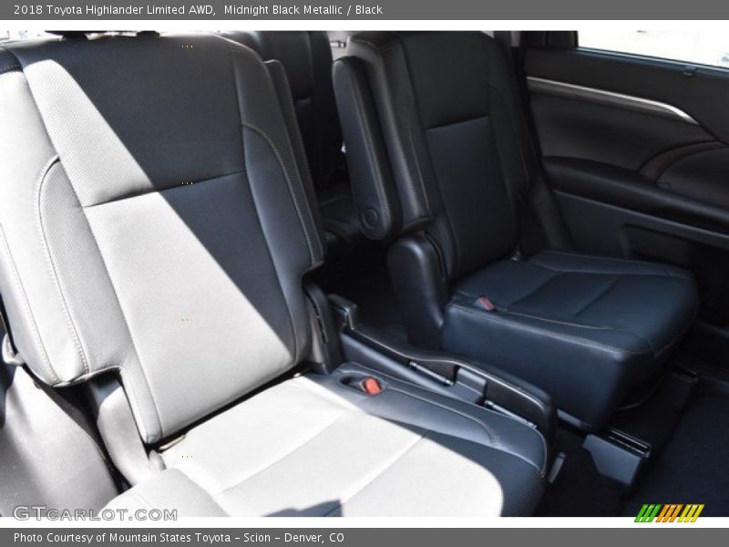 Midnight Black Metallic / Black 2018 Toyota Highlander Limited AWD