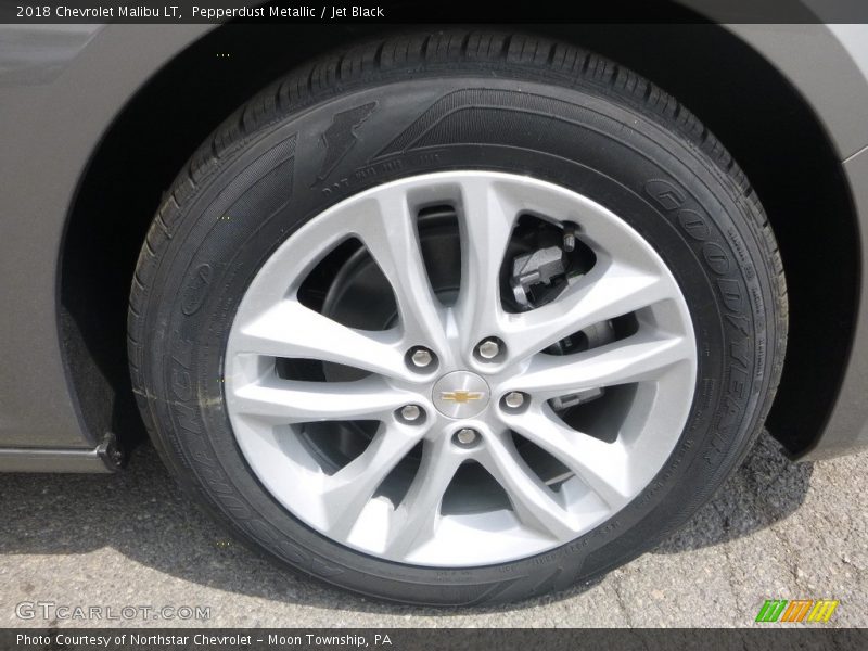Pepperdust Metallic / Jet Black 2018 Chevrolet Malibu LT