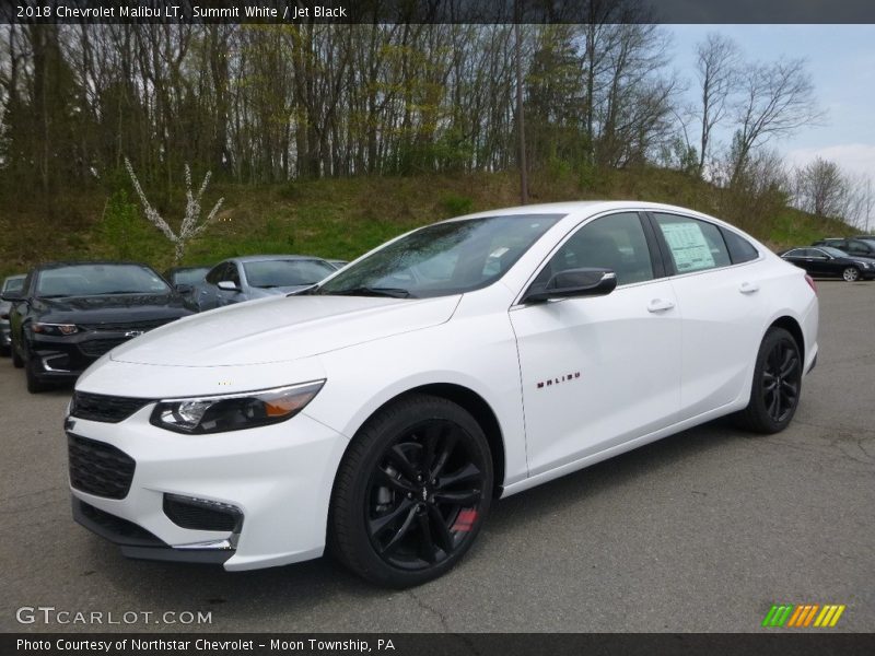 Summit White / Jet Black 2018 Chevrolet Malibu LT