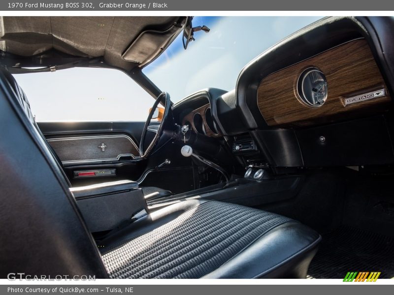 Dashboard of 1970 Mustang BOSS 302