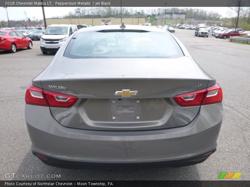 Pepperdust Metallic / Jet Black 2018 Chevrolet Malibu LT