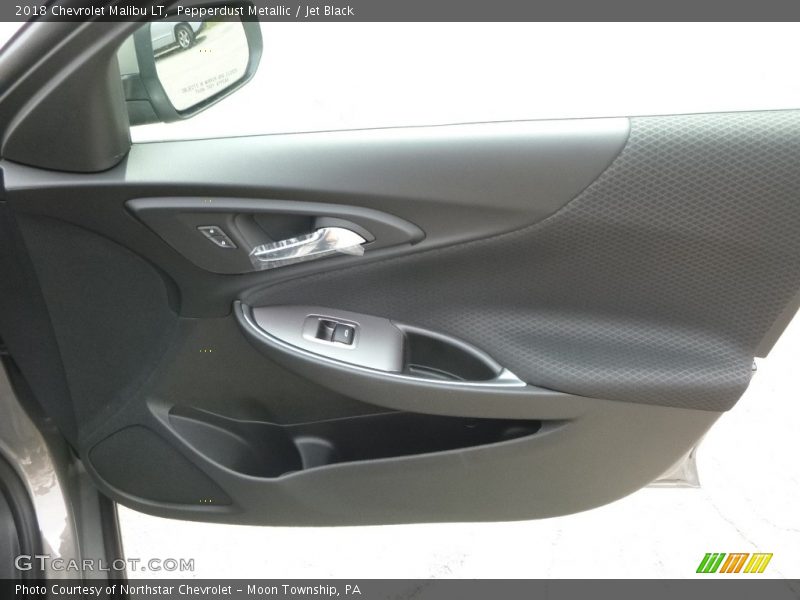 Pepperdust Metallic / Jet Black 2018 Chevrolet Malibu LT