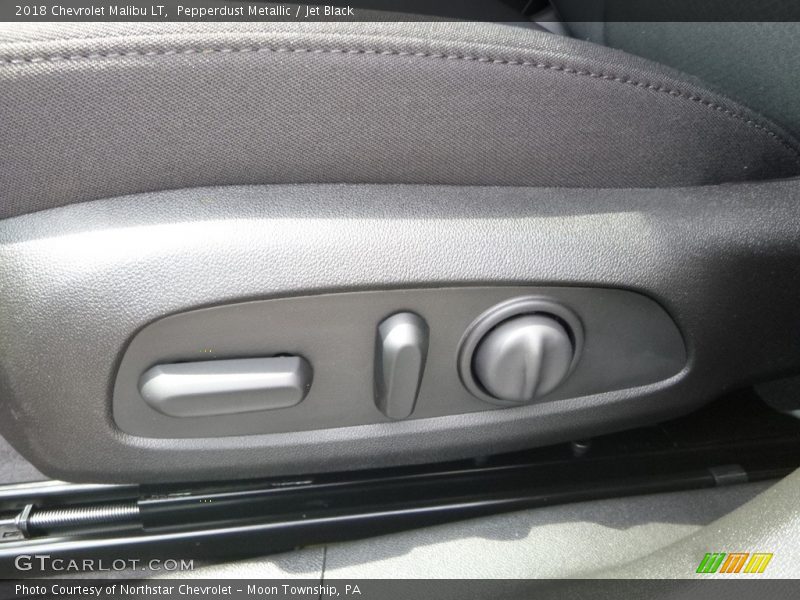 Pepperdust Metallic / Jet Black 2018 Chevrolet Malibu LT
