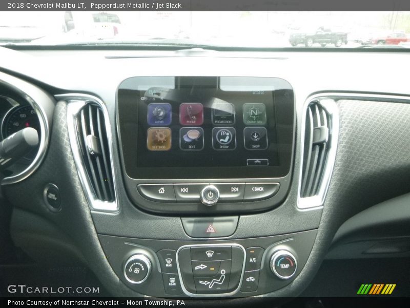 Pepperdust Metallic / Jet Black 2018 Chevrolet Malibu LT