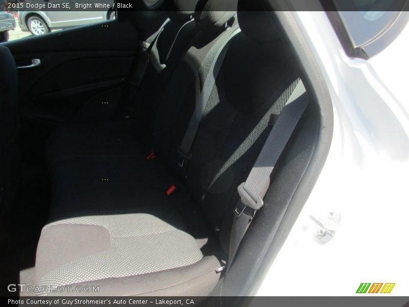 Bright White / Black 2015 Dodge Dart SE