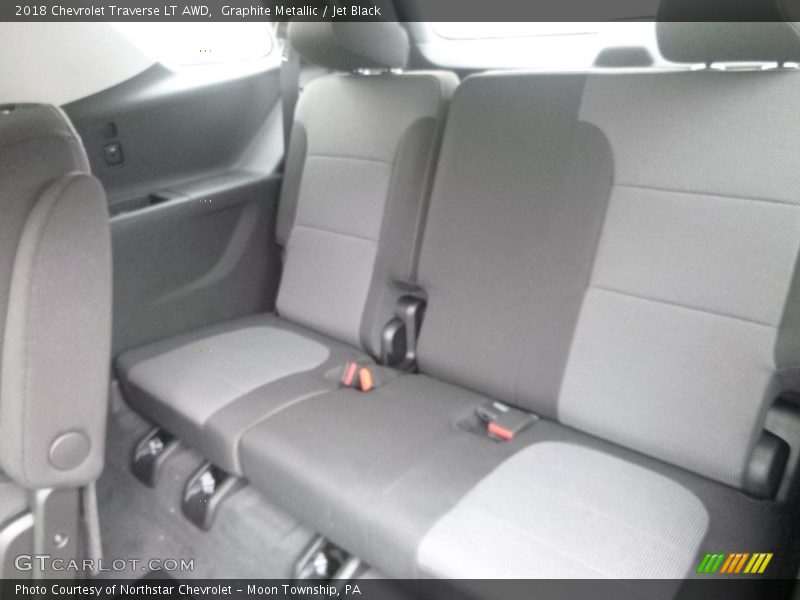 Graphite Metallic / Jet Black 2018 Chevrolet Traverse LT AWD