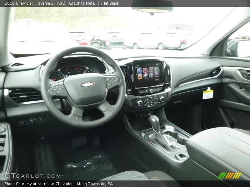 Graphite Metallic / Jet Black 2018 Chevrolet Traverse LT AWD