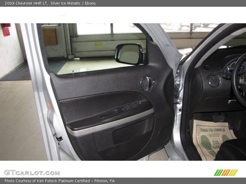Silver Ice Metallic / Ebony 2009 Chevrolet HHR LT