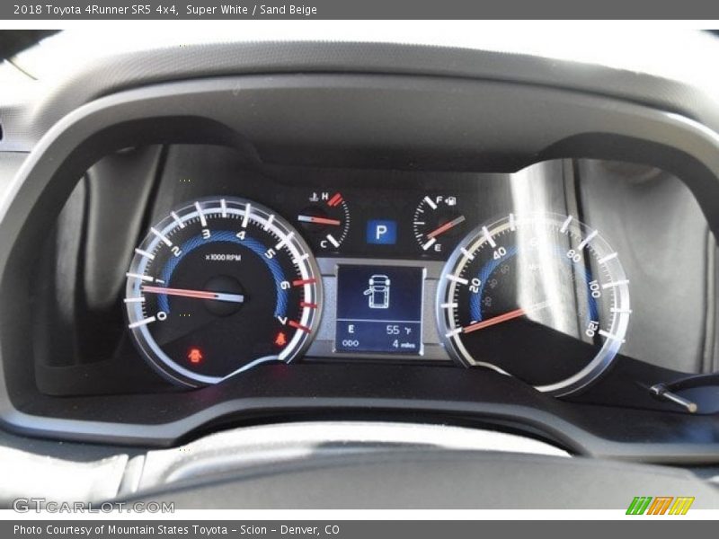 Super White / Sand Beige 2018 Toyota 4Runner SR5 4x4