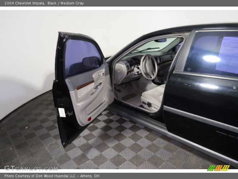 Black / Medium Gray 2004 Chevrolet Impala