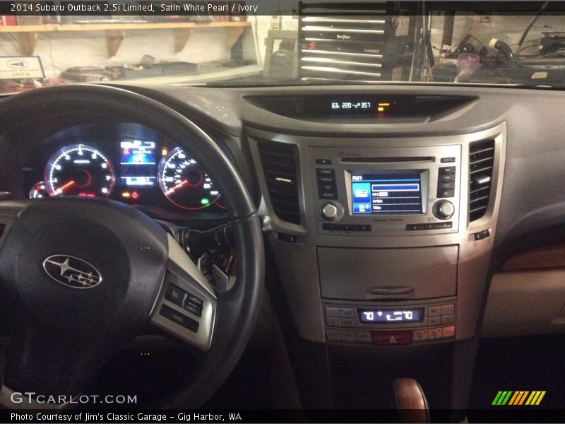 Satin White Pearl / Ivory 2014 Subaru Outback 2.5i Limited
