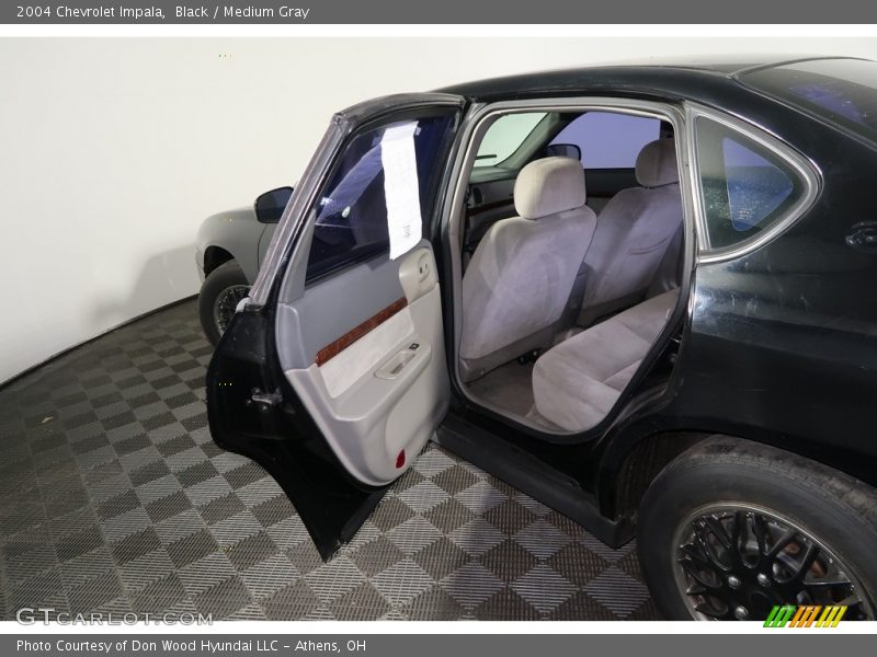 Black / Medium Gray 2004 Chevrolet Impala