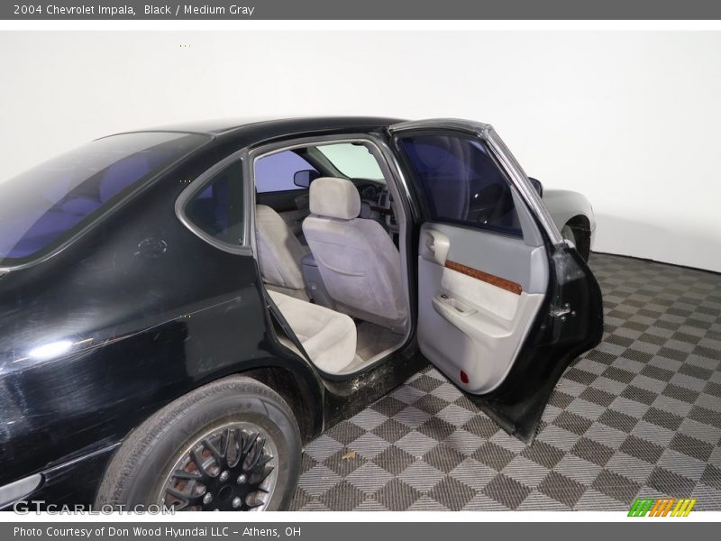 Black / Medium Gray 2004 Chevrolet Impala
