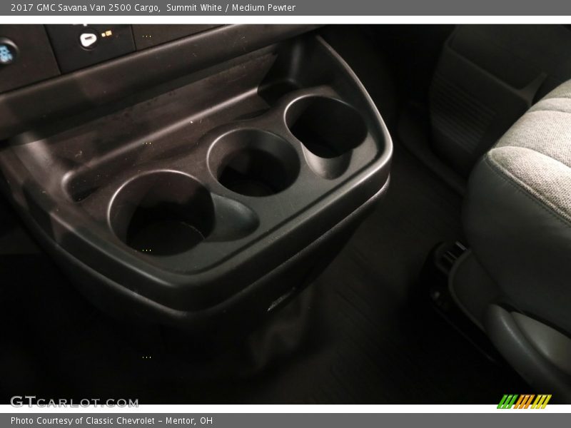 Summit White / Medium Pewter 2017 GMC Savana Van 2500 Cargo