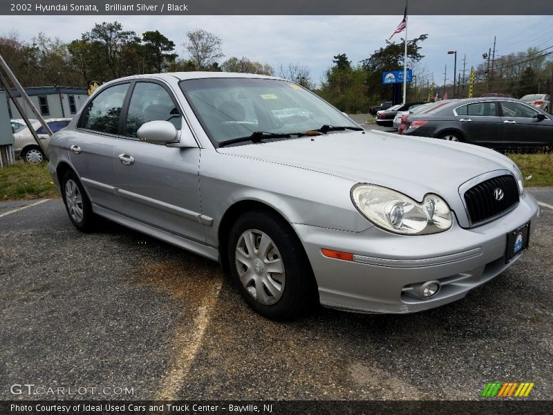 Brilliant Silver / Black 2002 Hyundai Sonata