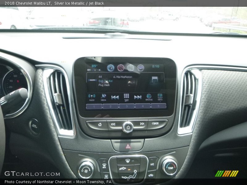 Silver Ice Metallic / Jet Black 2018 Chevrolet Malibu LT