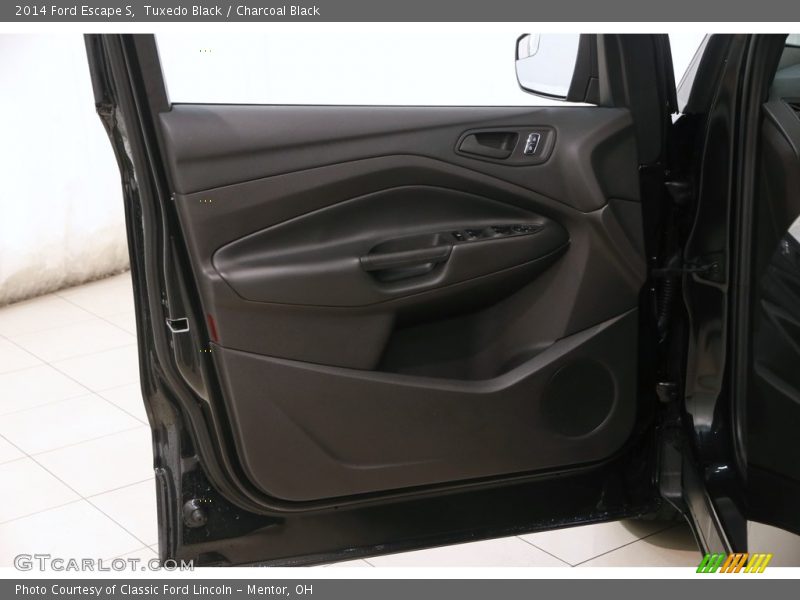 Tuxedo Black / Charcoal Black 2014 Ford Escape S