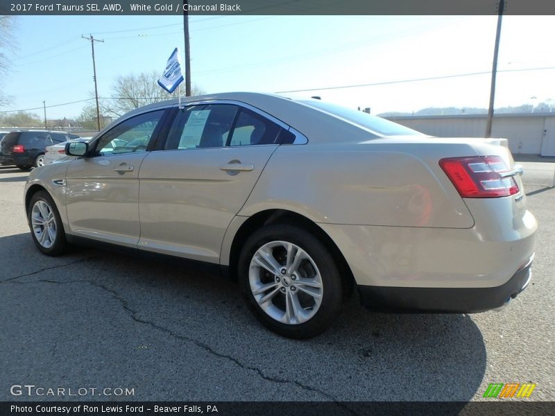 White Gold / Charcoal Black 2017 Ford Taurus SEL AWD