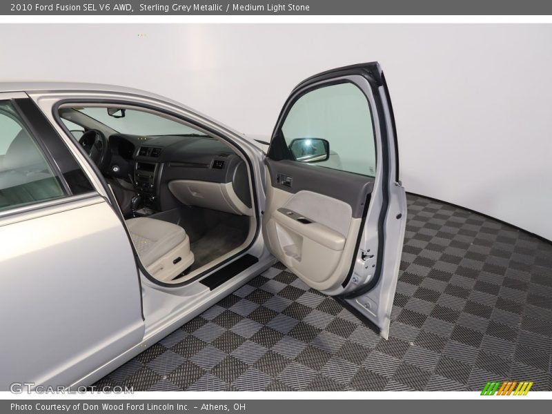 Sterling Grey Metallic / Medium Light Stone 2010 Ford Fusion SEL V6 AWD
