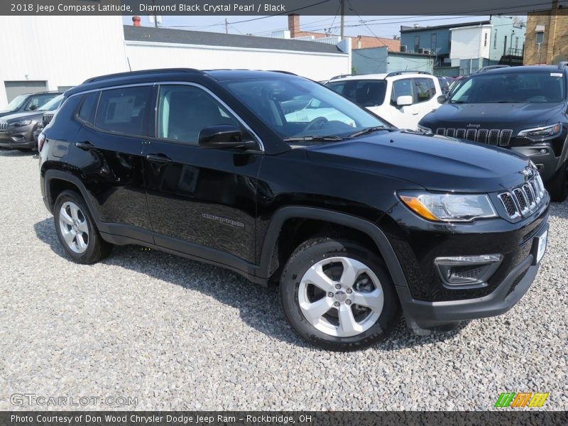 Diamond Black Crystal Pearl / Black 2018 Jeep Compass Latitude
