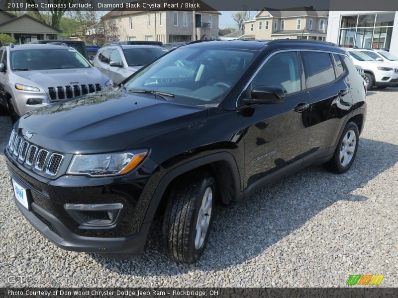 Diamond Black Crystal Pearl / Black 2018 Jeep Compass Latitude