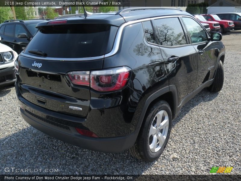 Diamond Black Crystal Pearl / Black 2018 Jeep Compass Latitude