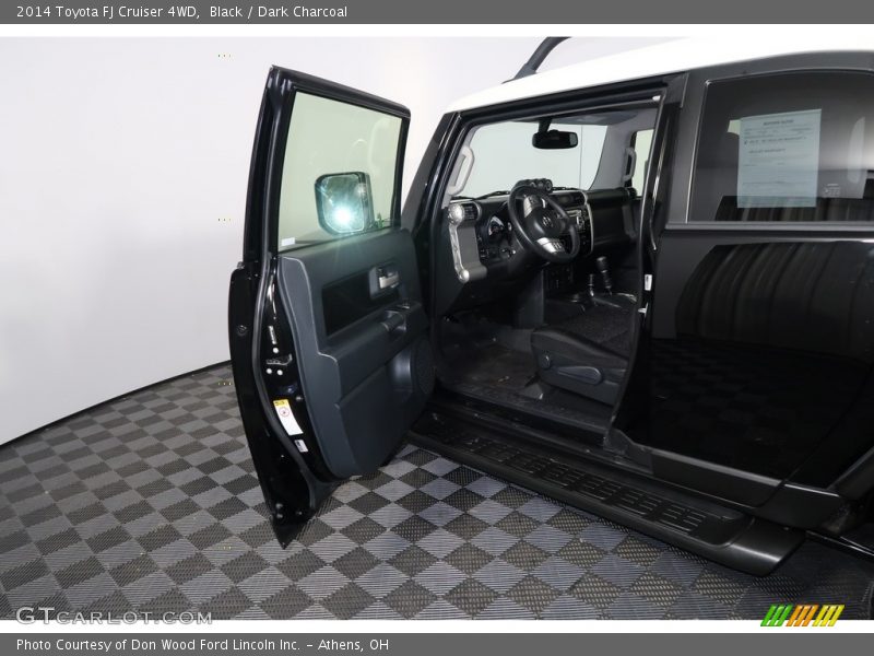 Black / Dark Charcoal 2014 Toyota FJ Cruiser 4WD