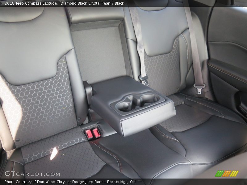 Diamond Black Crystal Pearl / Black 2018 Jeep Compass Latitude