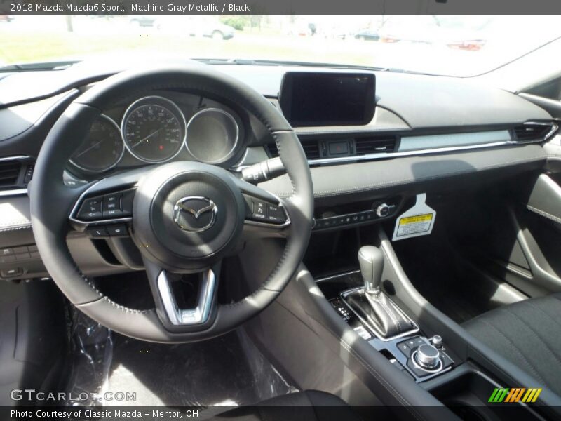 Machine Gray Metallic / Black 2018 Mazda Mazda6 Sport