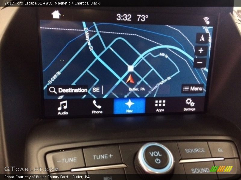 Magnetic / Charcoal Black 2017 Ford Escape SE 4WD