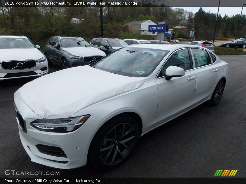 Crystal White Pearl Metallic / Blonde 2018 Volvo S90 T5 AWD Momentum