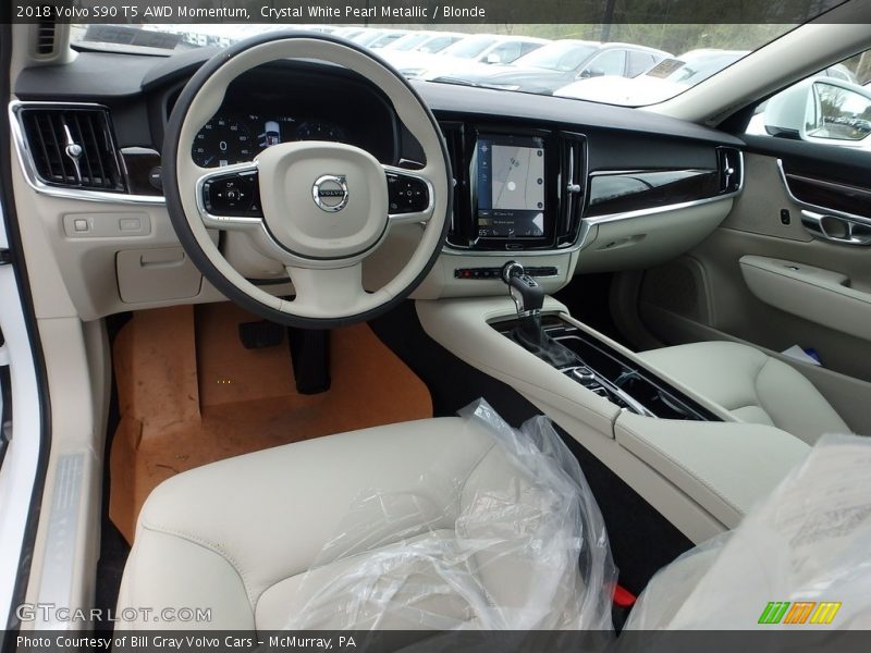  2018 S90 T5 AWD Momentum Blonde Interior