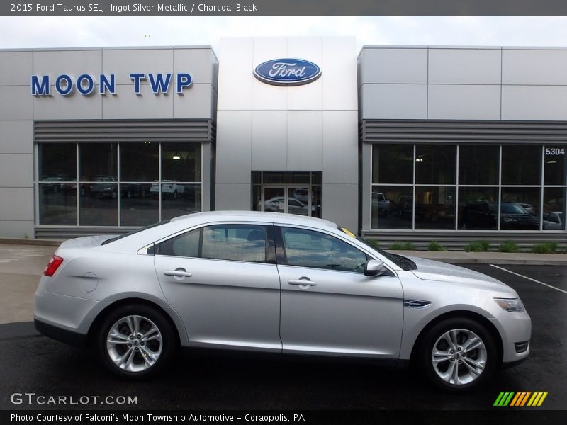 Ingot Silver Metallic / Charcoal Black 2015 Ford Taurus SEL