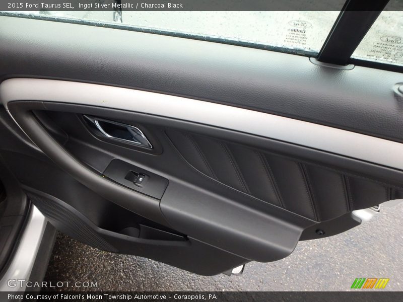 Ingot Silver Metallic / Charcoal Black 2015 Ford Taurus SEL