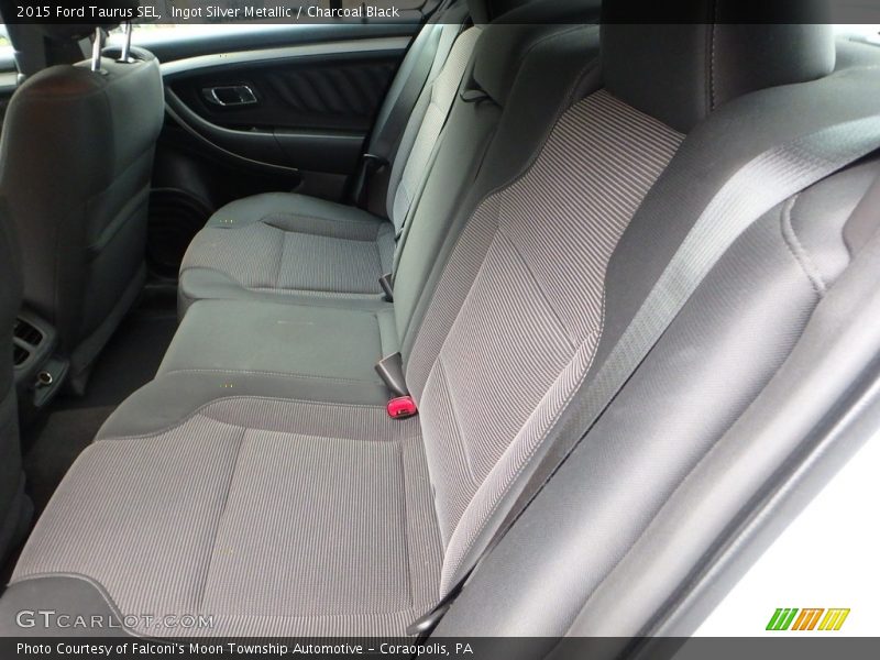 Ingot Silver Metallic / Charcoal Black 2015 Ford Taurus SEL