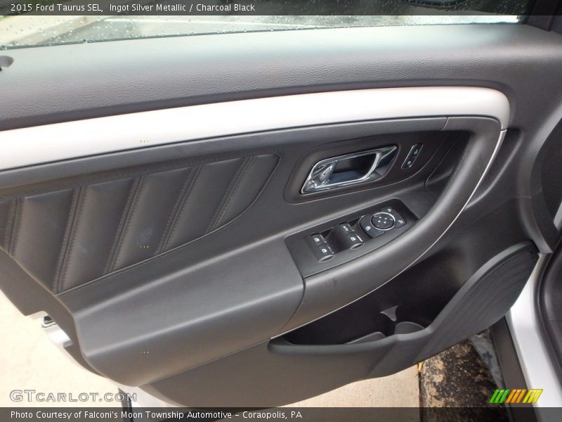 Ingot Silver Metallic / Charcoal Black 2015 Ford Taurus SEL