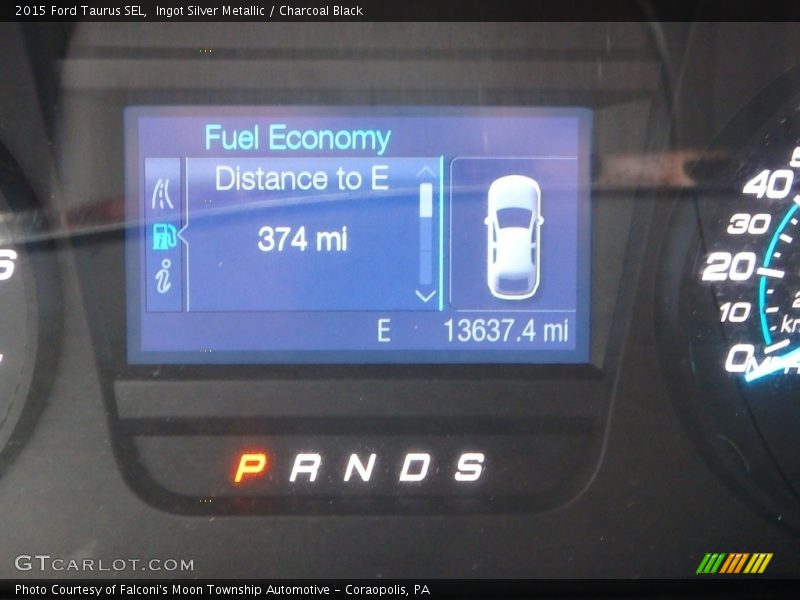 Ingot Silver Metallic / Charcoal Black 2015 Ford Taurus SEL