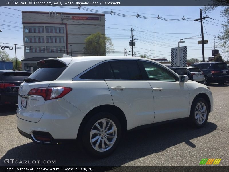 White Diamond Pearl / Parchment 2017 Acura RDX Technology AWD