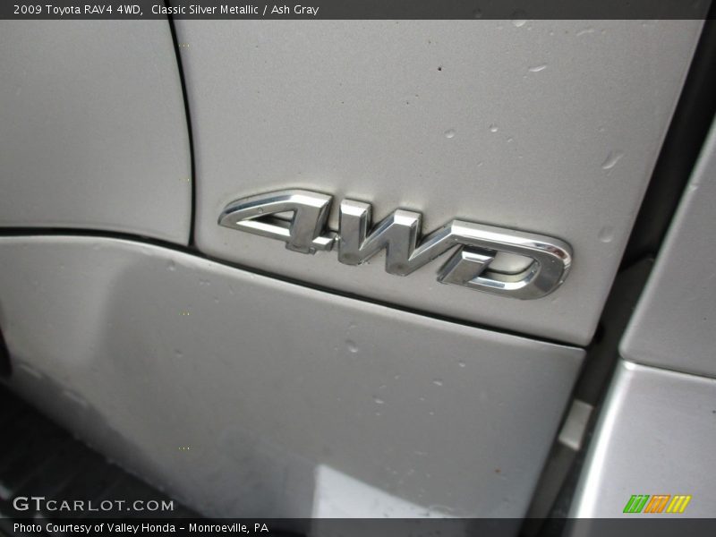 Classic Silver Metallic / Ash Gray 2009 Toyota RAV4 4WD