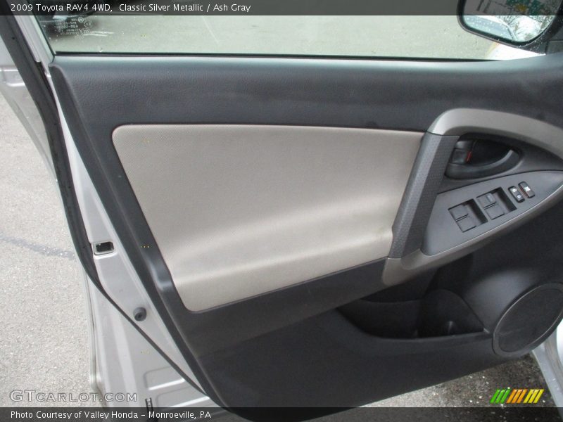 Classic Silver Metallic / Ash Gray 2009 Toyota RAV4 4WD