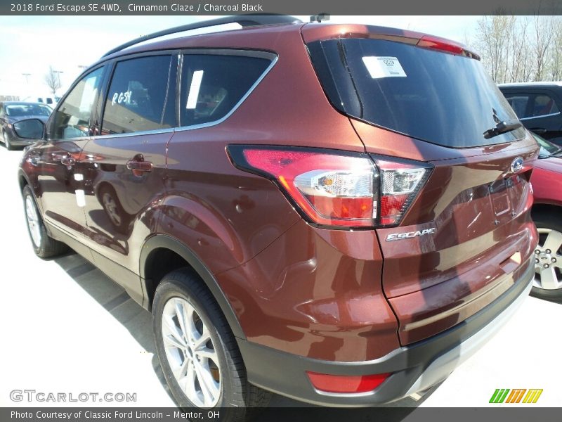 Cinnamon Glaze / Charcoal Black 2018 Ford Escape SE 4WD