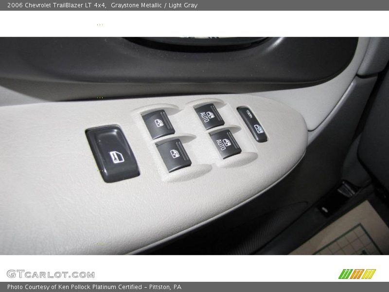 Graystone Metallic / Light Gray 2006 Chevrolet TrailBlazer LT 4x4