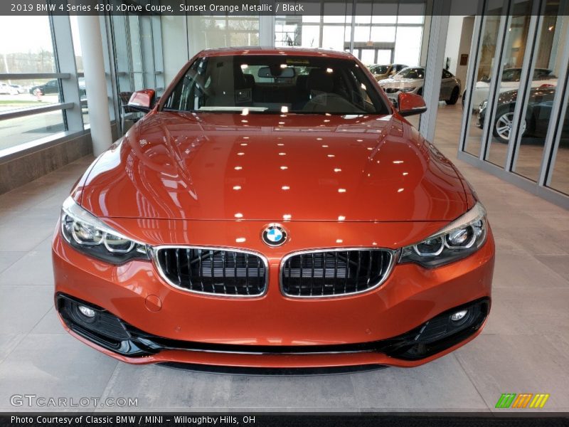 Sunset Orange Metallic / Black 2019 BMW 4 Series 430i xDrive Coupe