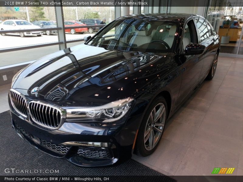 Carbon Black Metallic / Ivory White/Black 2018 BMW 7 Series 740i xDrive Sedan