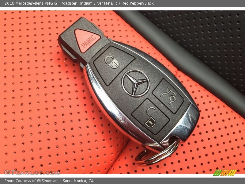 Keys of 2018 AMG GT Roadster