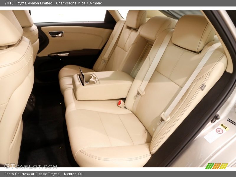 Champagne Mica / Almond 2013 Toyota Avalon Limited