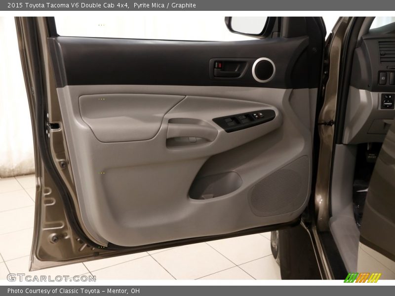 Pyrite Mica / Graphite 2015 Toyota Tacoma V6 Double Cab 4x4