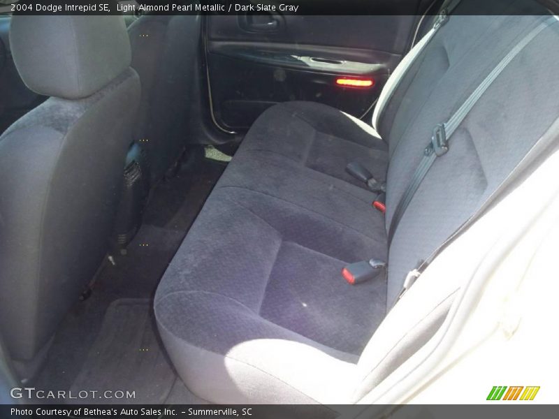 Light Almond Pearl Metallic / Dark Slate Gray 2004 Dodge Intrepid SE