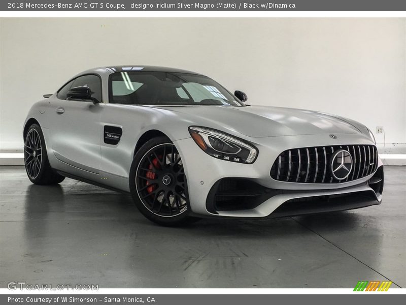 Front 3/4 View of 2018 AMG GT S Coupe