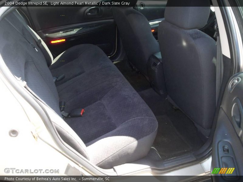 Light Almond Pearl Metallic / Dark Slate Gray 2004 Dodge Intrepid SE